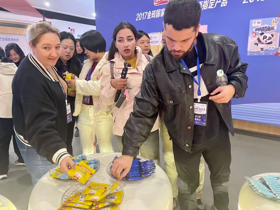 【2025打卡中国】外国网红博主打卡滁州:于山水人文间,见江淮古今风华