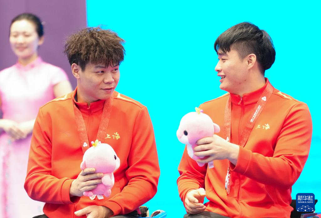 ȫ�����ذ»�����λ����˶�Ա����ǿ����������