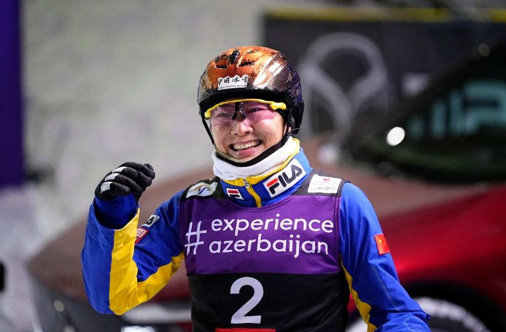 �����һ������ʽ��ѩ���籭¬��վ����