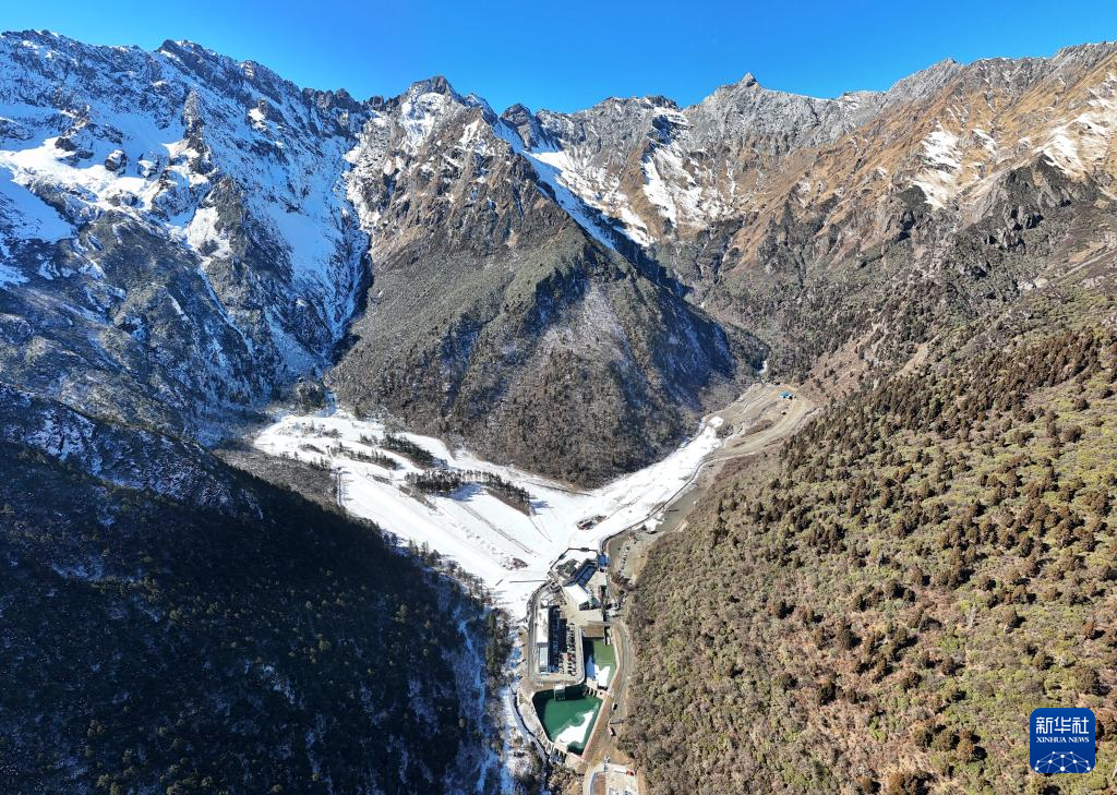 ������ѩ����Ļ