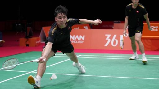 亚运会羽毛球：中国香港队止步首轮 男团八强产生