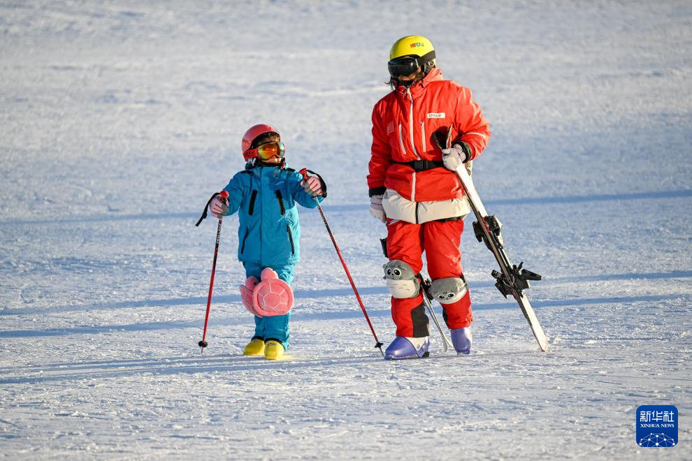 ȫ�������������첼�������ѵ���ѩ�˶�����