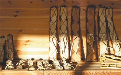 人民日报看新疆丨毛皮滑雪板上的时光印记(镜头里的体育故事)