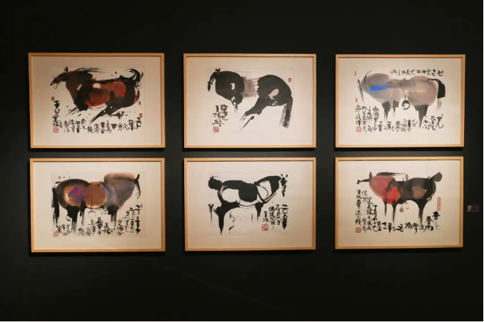 “不宗凡马——韩美林马年艺术展”在哈尔滨市博物馆开幕