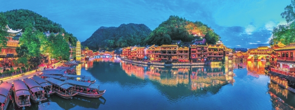 大張“齊”鼓 旅“圖”遠闊——大張家界國際旅遊區建設掠影