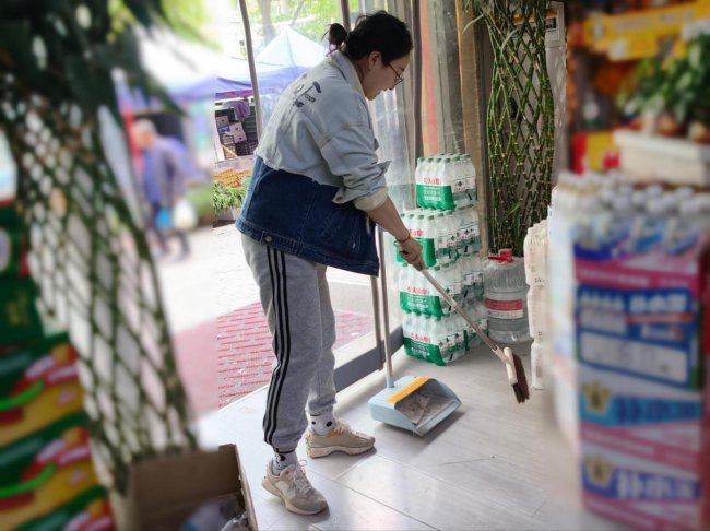 甘肃白银:温情服务暖终端 用心护航促经营