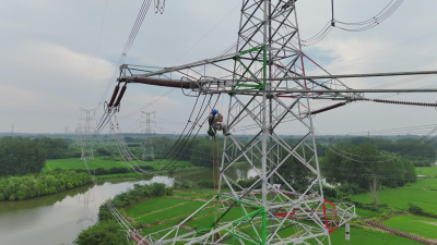 State Grid Huai’an Power Supply Company Performs UHV Live-Line Maintenance to Ensure Reliable Summer Power Supply