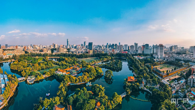 行稳致远开新局丨咖香漫路花盈途 “云”端发轫如何拼出新图景?