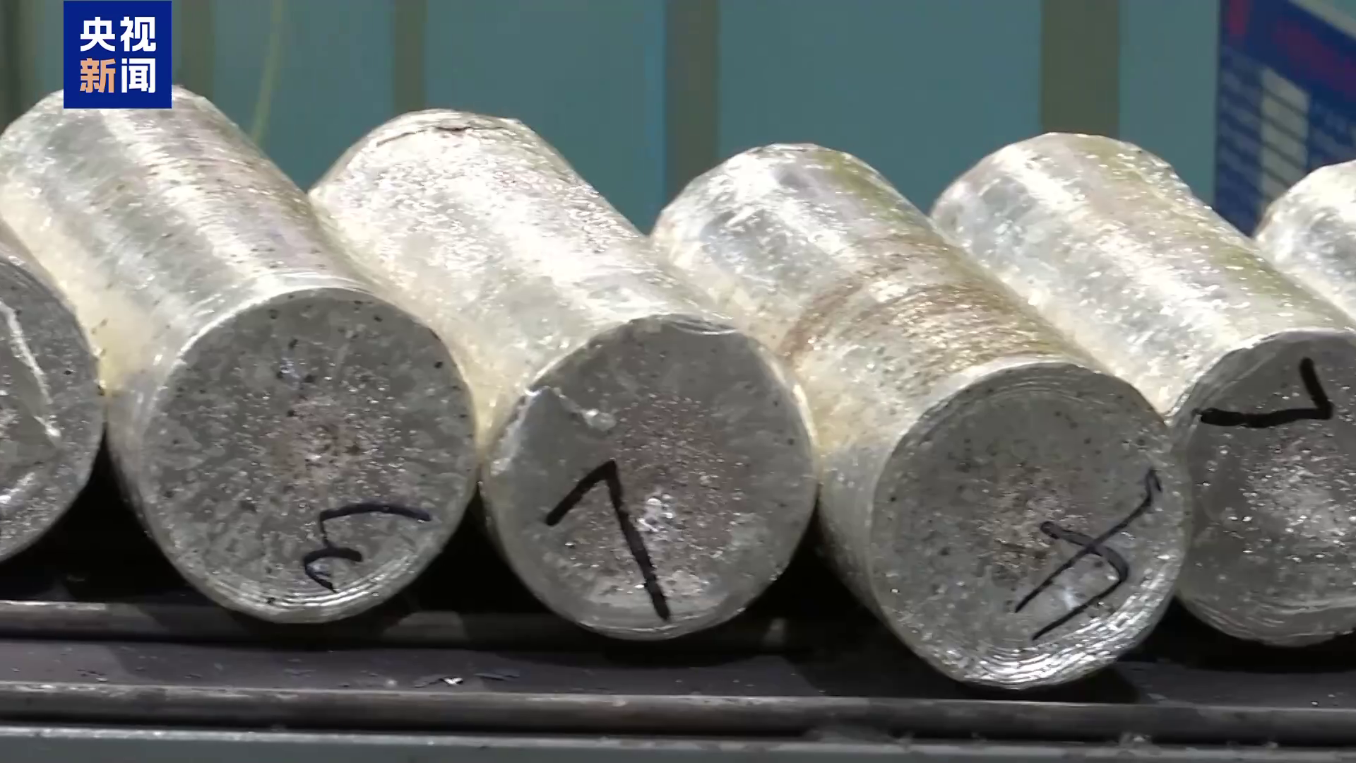 视频丨美联储举行12月议息会议降息预期下白银价格创历史新高- 国际在线移动版