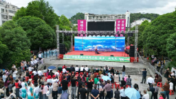 湖南城步“五一”吸引54万人次赴苗乡山水之约