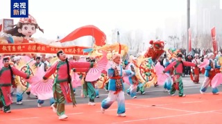 视频丨歌舞+社火+花车 乌鲁木齐元宵节氛围感拉满