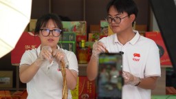 端午临近 湖南衡阳县农特产品供销两旺