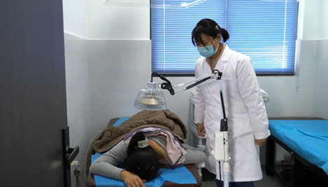 黄山市徽州区:中医传薪火 本草惠民生