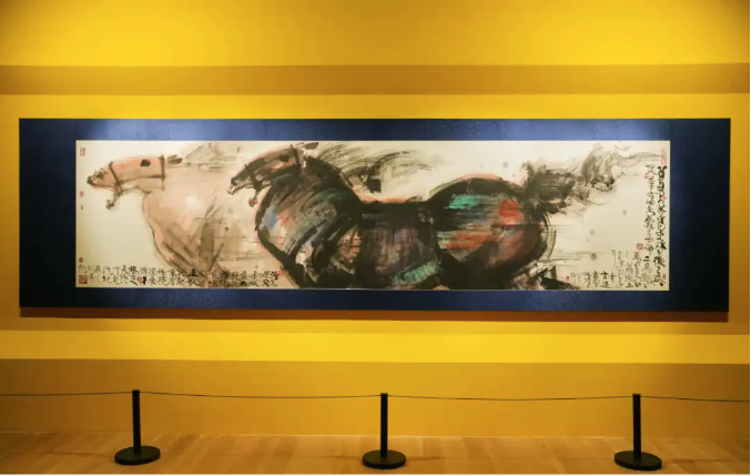 “不宗凡马——韩美林马年艺术展”在哈尔滨市博物馆开幕