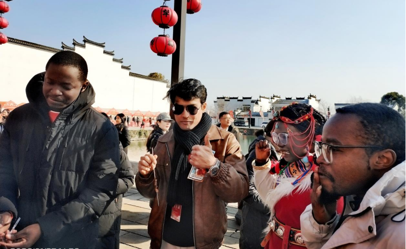 “我在安徽过大年” 中外友人2026年齐聚铜陵共迎新春