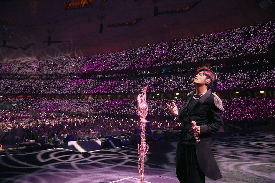 19.5万人来“鸟巢”看周杰伦演唱会 新专辑《太阳之子》8月5日推出黑胶