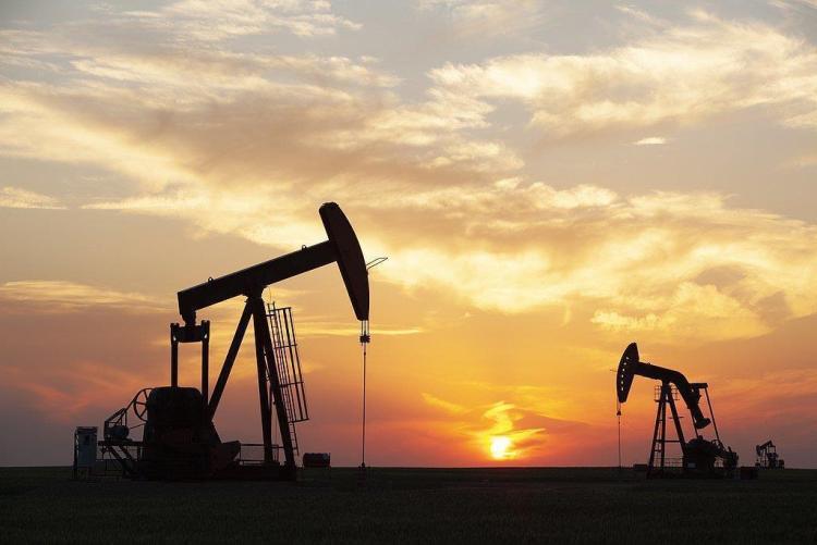 国际油价14日大幅下跌