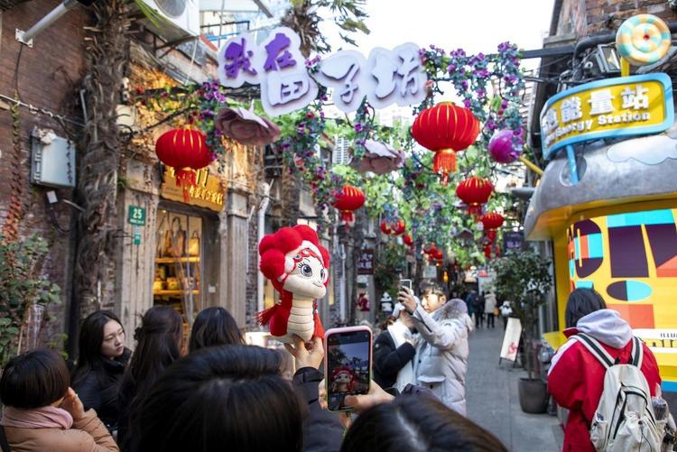 全国政协委员戴斌：培育多元文旅项目  让更多外国游客感受民族复兴、人民幸福的当代中国_fororder_4
