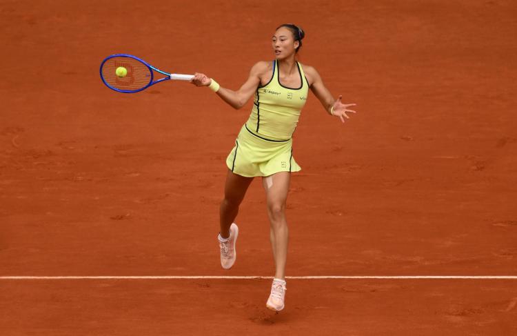 轰出11记Ace！郑钦文晋级WTA1000罗马站32强
