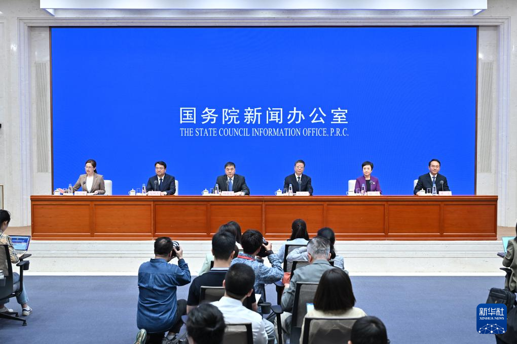 2025年中国网络文明大会聚焦“汇聚网络正能量 引领时代新风尚”