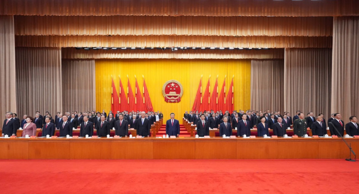 习近平出席新疆维吾尔自治区成立70周年庆祝大会_fororder_202509257bd70a7b95ee4779b5dd4ebe72ab2744_20250925d11ff21d538e4895b18482bc9740ec30 (1)
