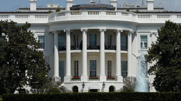 美国白宫调整记者群制度 取消通讯社固定席位