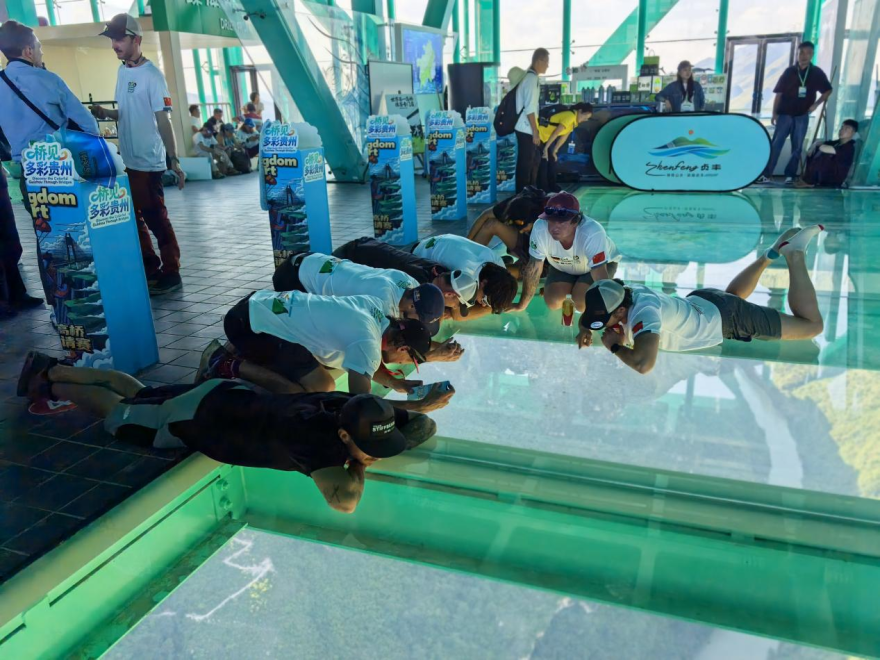 International Athletes Witness Guizhou's Bridge-Tourism 3.0 Upgrade_fororder_图片7