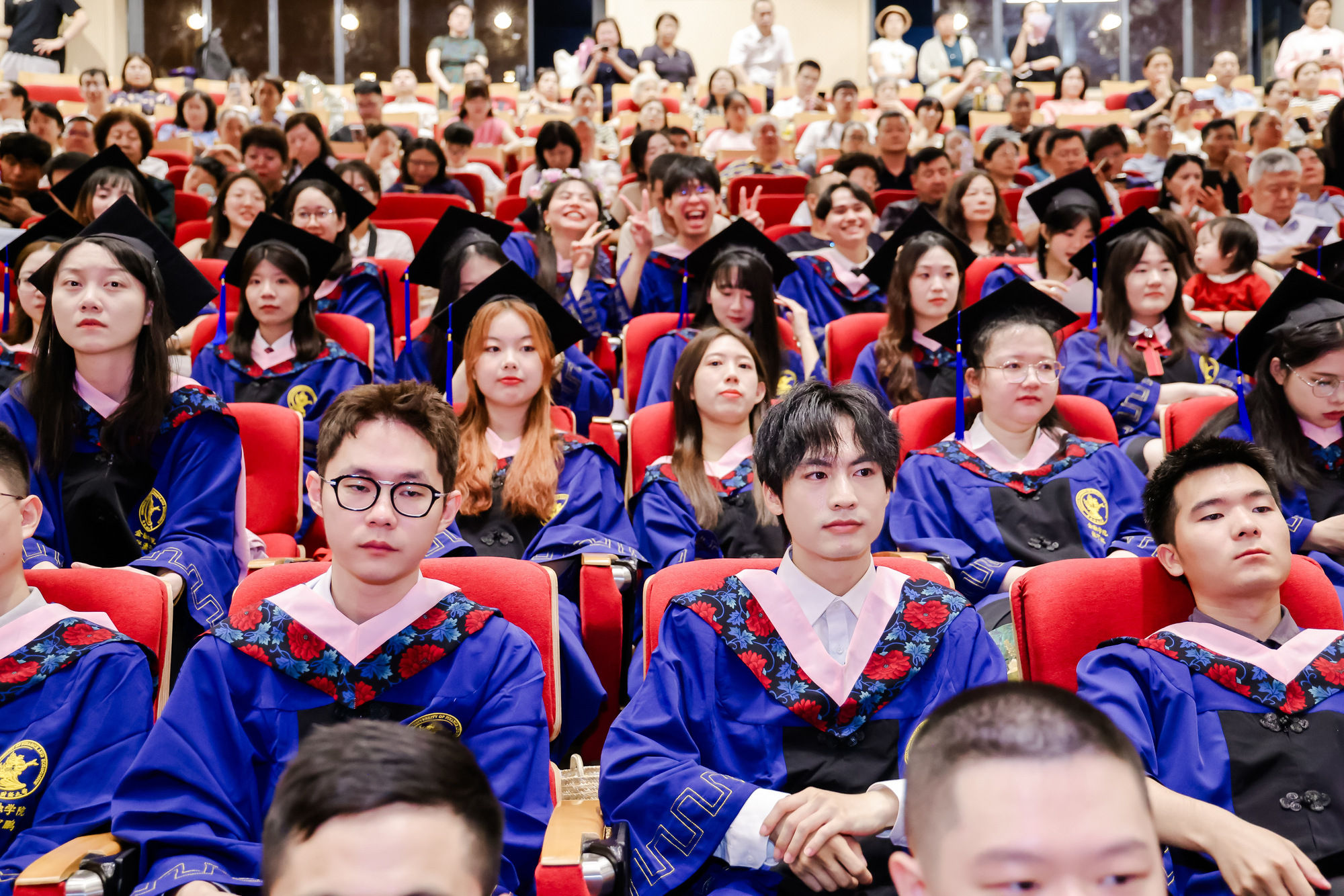 资讯有故事丨越南留学生的毕业季：“中国同龄人的积极状态让我非常感动”