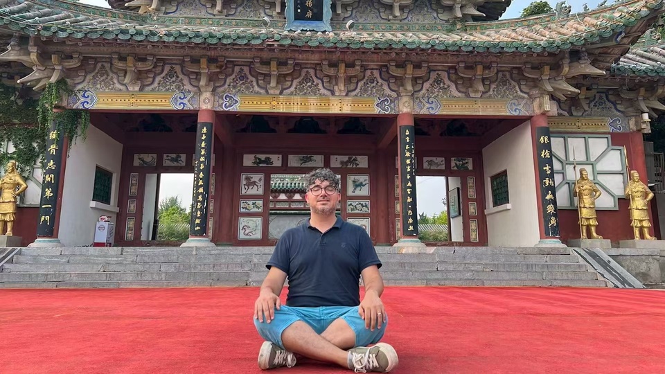 资讯有故事|马耳他汉学家从《论语》感受东方智慧 认为中国文化的包容性面向未来