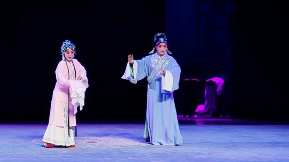 新华视点｜从冰雪到椰林：来看中国旅游经济的新增长极_fororder_7