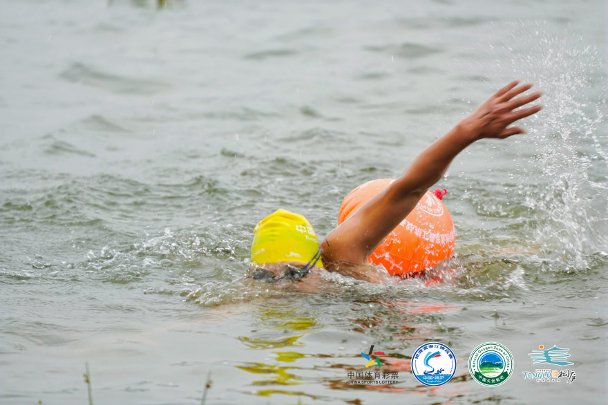7th China (Tonglu) Fuchun River Crossing Challenge Kicks Off_fororder_5903081420bbc8305a4dde0332882a42
