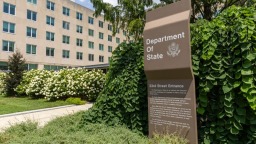 英媒：美国政府要在欧洲资助亲MAGA智库