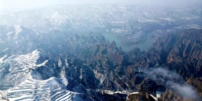 【原创】临夏世界地质公园雪后景美如画_fororder_微信截图_20250311092009