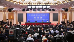 【国际锐评】稳如泰山的中国是世界之幸_fororder_20260308ff98ea0efaf7448fb80e1e04a15eb224_20260308675726678e514eccb0f6ec08581635b0