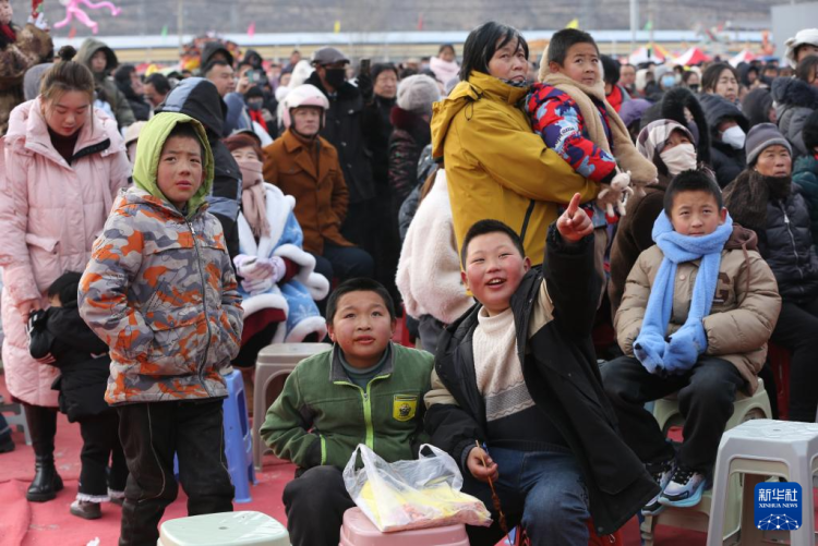 甘肃定西：特色年集激活“年经济”