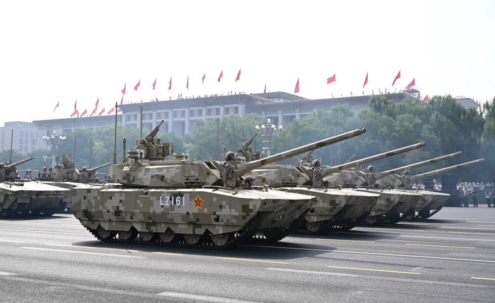 新一代装甲装备尽显强大战力_fororder_纪念抗战胜利80周年｜纪念中国人民抗日战争暨世界反法西斯战争胜利80周年大会在京举行XxjpbeC000359_20250903_PEPFN0A001.JPG