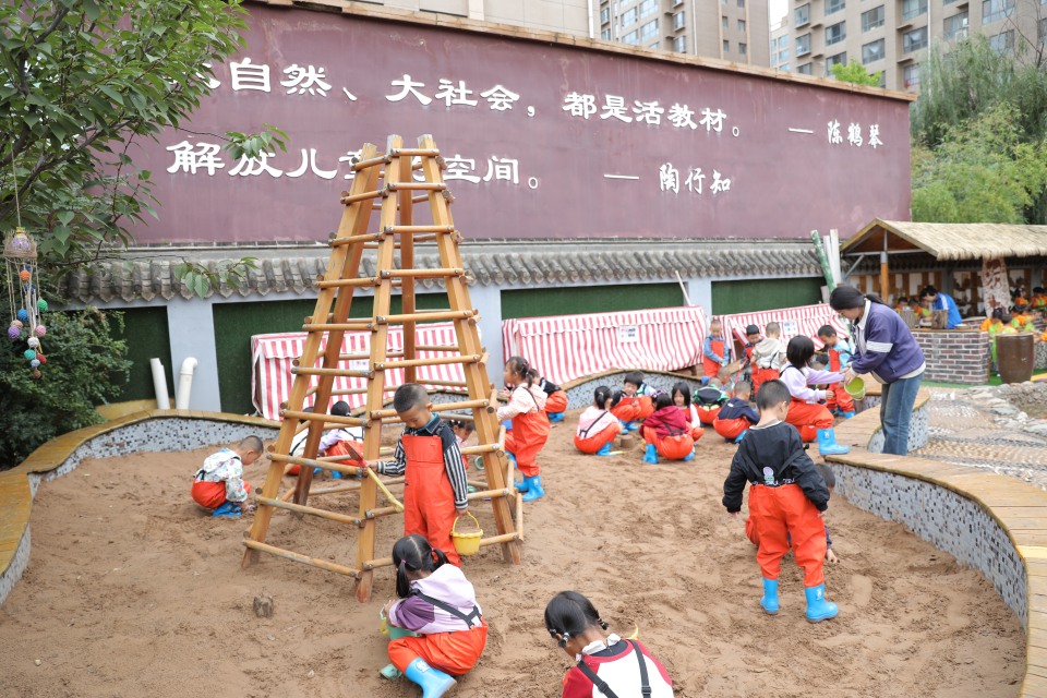 泥土游戏玩出快乐“味道” ——清水县第四幼儿园自然融合实践课程掠影_fororder_467A7772.JPG