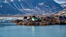 视频丨美参议员代表团在格陵兰岛首府举行发布会_fororder_59033228777b4017b5ca15791f81c0a4.600x400