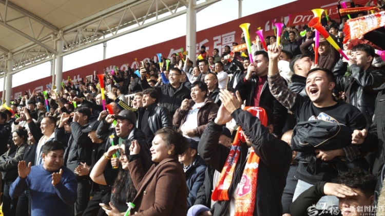 一场足球赛能带火多少“周边”？“阿图什杯”的答案远超绿茵场