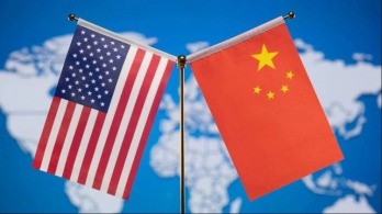 稳定中美经贸关系，重在相向而行、落实共识