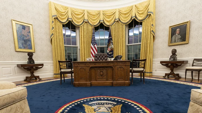 白宫无限期禁止美联社记者进入椭圆形办公室和“空军一号”