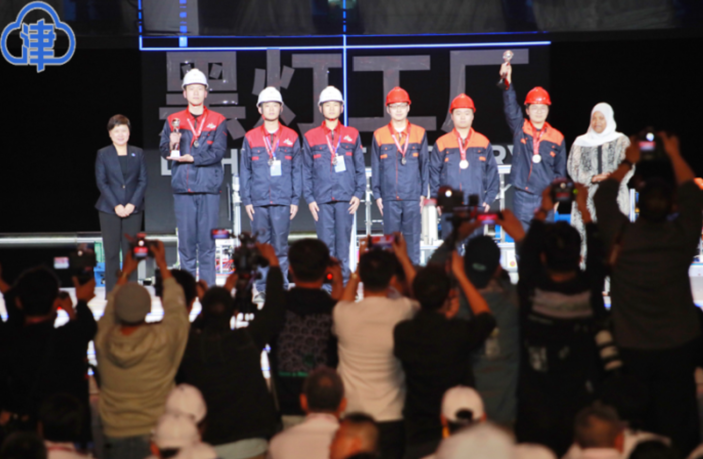 天津选手包揽2024年世界职业院校技能大赛冠亚军