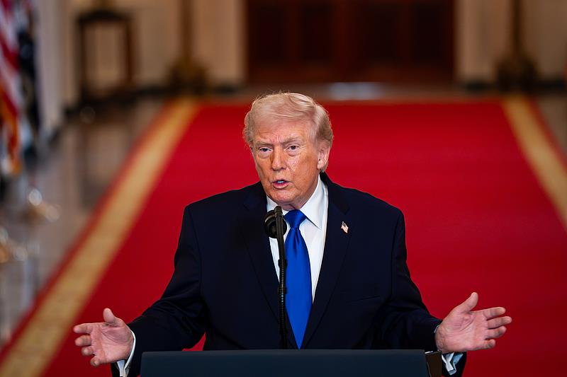 视频丨伊朗再军演 美部署F-22 谈判前夕美伊加紧“排兵布阵”