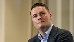 英国前卫生和社会福利大臣称将竞选工党党首