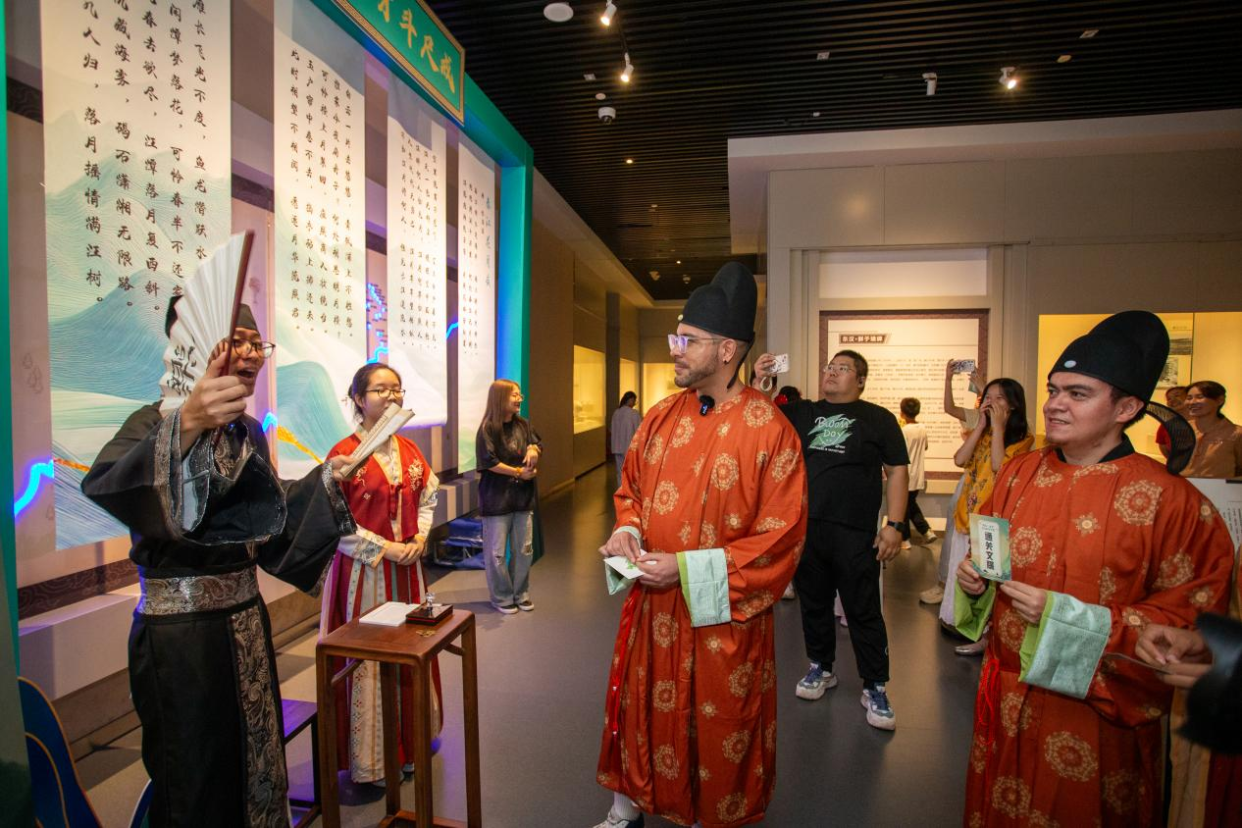 International Youth in Wuqing: Journey Through Past and Present to Explore Culture and Treasures_fororder_图片11