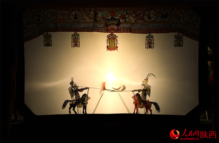 刀尖上的“光影”人生