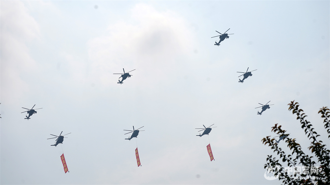 我在阅兵现场｜空中梯队，致敬胜利_fororder_4