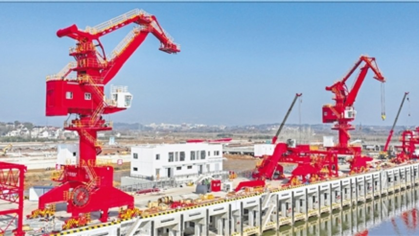 智能加持 传统港