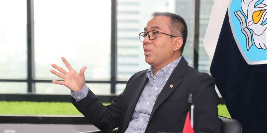 专访丨希望进一步深化与中国产学研合作——访印尼高等教育与科技部长布赖恩