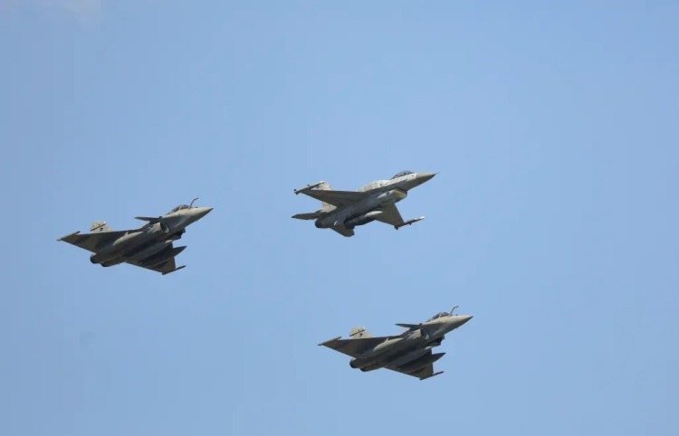 因乌克兰西部遭袭 波兰地面防空系统处于最高戒备状态